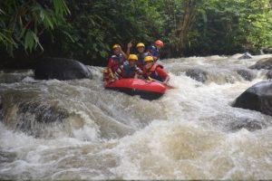 arung jeram rafting citarik outbound bogor sentul puncak 4